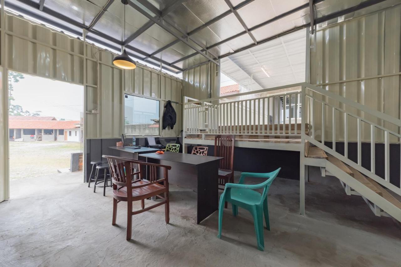 Pondok Hefi Ciwidey Mitra Reddoorz Экстерьер фото